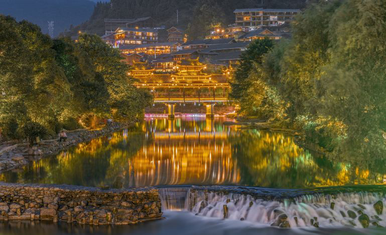 Guiyang + Huangguoshu + Fanjing Mountain + Xijiang Qianhu Miao Village + Libo + Zhenyuan Ancient Town 6-Day 5-Night Trip (1)