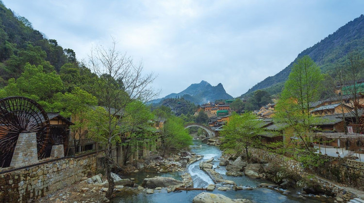 Jiangxi Wangxian Valley + Wuyuan Huangling + Jingdezhen + Sanqingshan 5-Day 4-Night Trip (11)