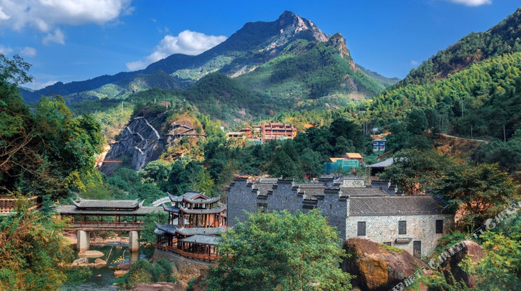 Jiangxi Wangxian Valley + Wuyuan Huangling + Jingdezhen + Sanqingshan 5-Day 4-Night Trip (12)