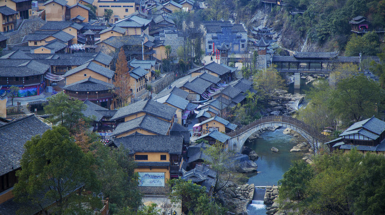 Jiangxi Wangxian Valley + Wuyuan Huangling + Jingdezhen + Sanqingshan 5-Day 4-Night Trip (14)